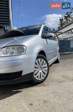 Минивэн Volkswagen Touran 2004 в Харькове