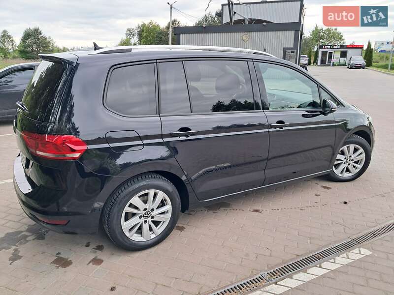 Мікровен Volkswagen Touran 2020 в Львові