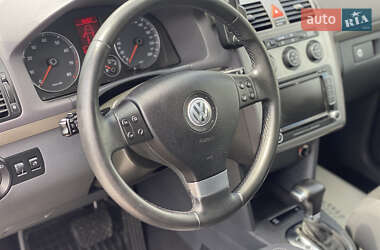 Мінівен Volkswagen Touran 2009 в 