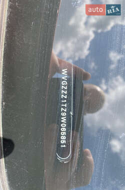 Мінівен Volkswagen Touran 2009 в 