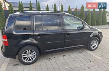 Мінівен Volkswagen Touran 2004 в 