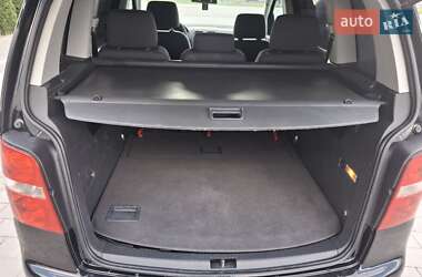 Мінівен Volkswagen Touran 2004 в 
