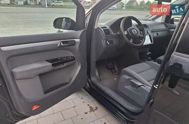 Мінівен Volkswagen Touran 2004 в 