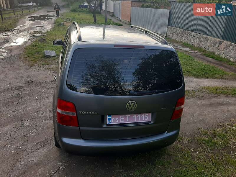 Минивэн Volkswagen Touran 2004 в Полтаве
