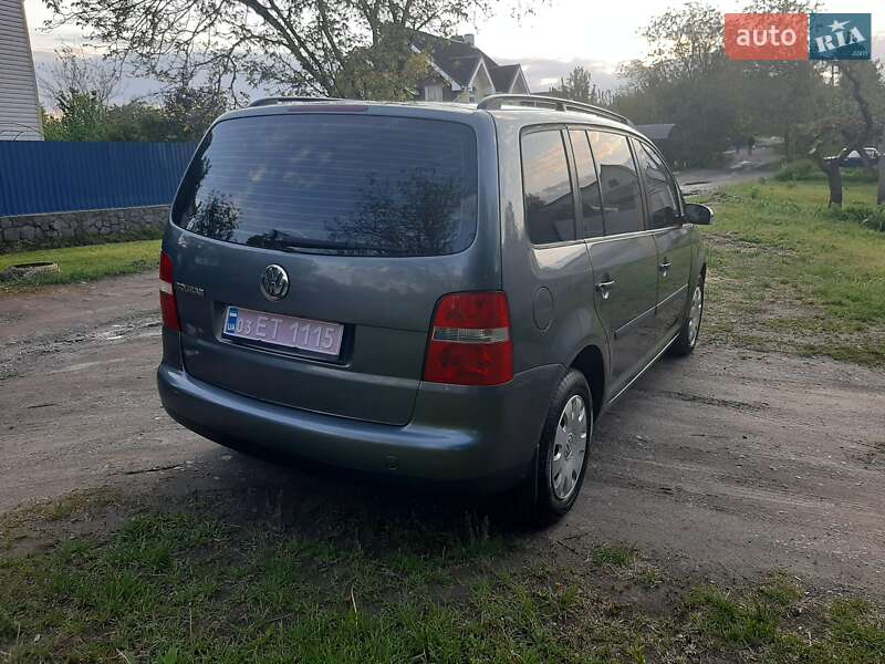 Минивэн Volkswagen Touran 2004 в Полтаве