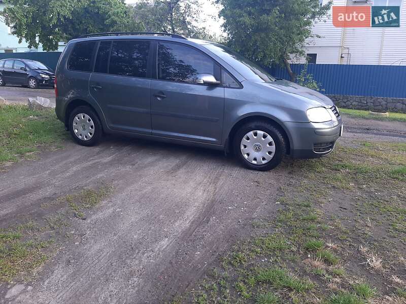 Минивэн Volkswagen Touran 2004 в Полтаве