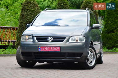 Мінівен Volkswagen Touran 2007 в 