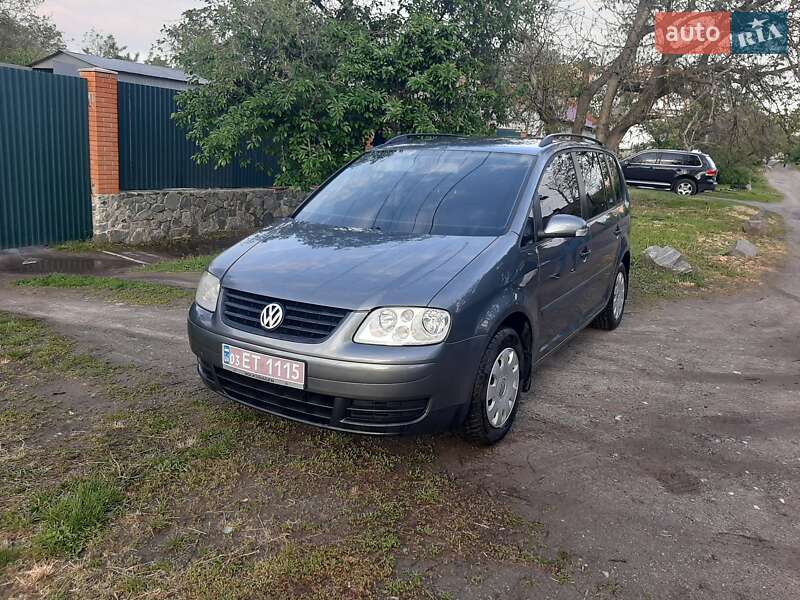 Минивэн Volkswagen Touran 2004 в Полтаве