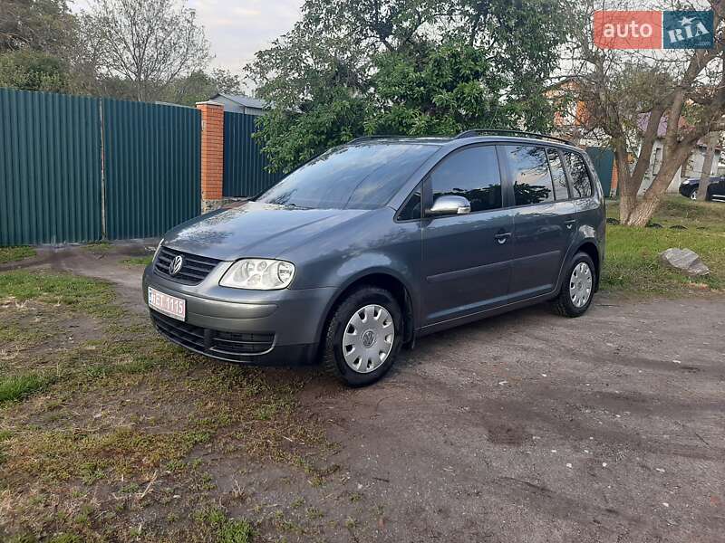 Минивэн Volkswagen Touran 2004 в Полтаве