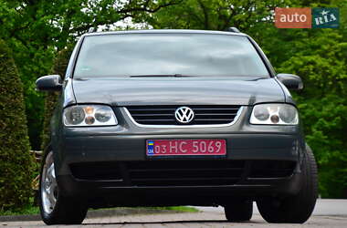 Мінівен Volkswagen Touran 2007 в 