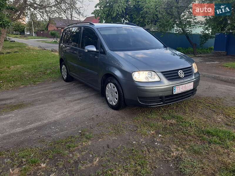 Минивэн Volkswagen Touran 2004 в Полтаве