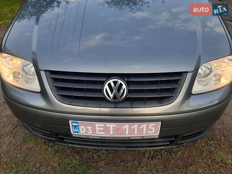Минивэн Volkswagen Touran 2004 в Полтаве