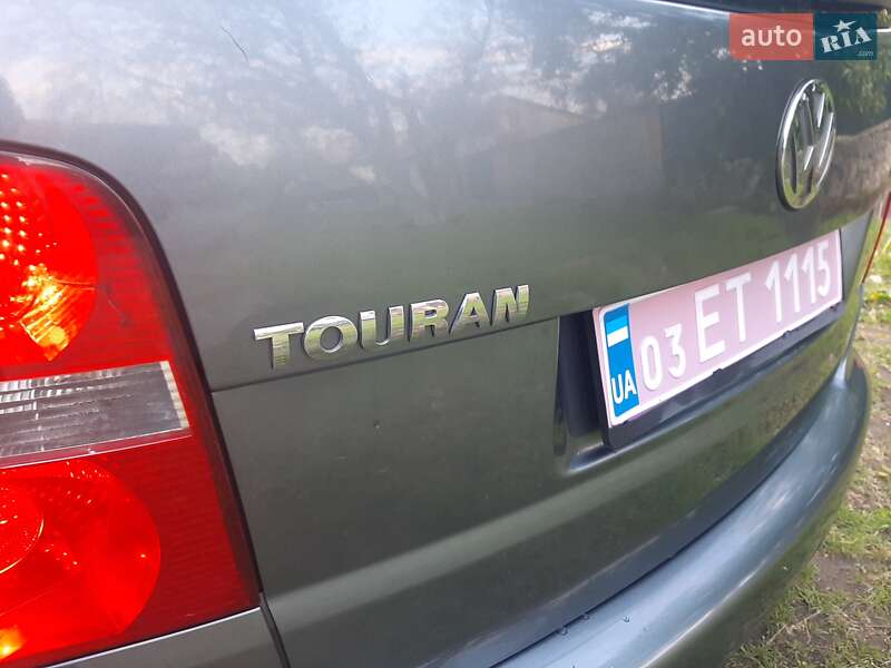 Минивэн Volkswagen Touran 2004 в Полтаве