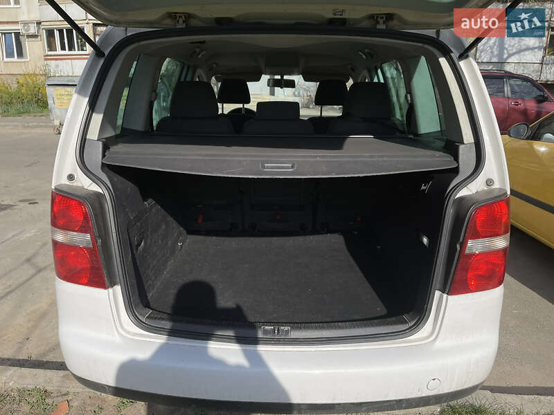 Минивэн Volkswagen Touran 2006 в Харькове фото 13 Минивэн Volkswagen Touran 2006 в Харькове