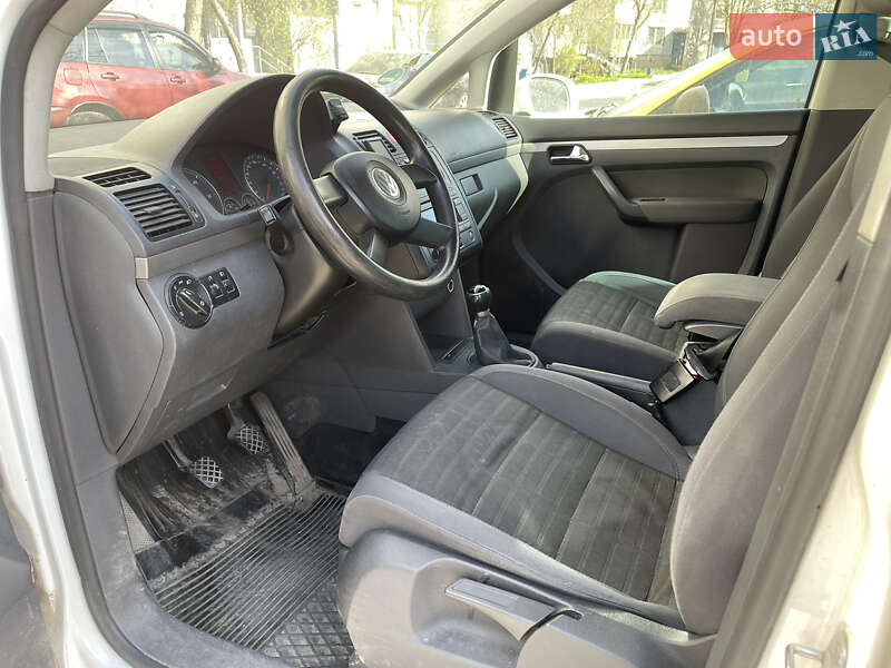 Минивэн Volkswagen Touran 2006 в Харькове фото 9 Минивэн Volkswagen Touran 2006 в Харькове