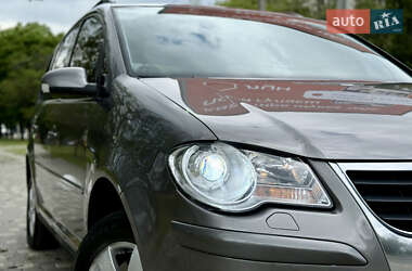Мінівен Volkswagen Touran 2008 в 