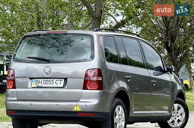 Мінівен Volkswagen Touran 2008 в 