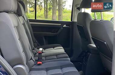 Минивэн Volkswagen Touran 2009 в 