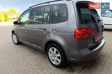 Мінівен Volkswagen Touran 2011 в 