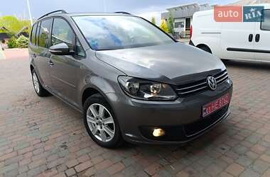 Мінівен Volkswagen Touran 2011 в 