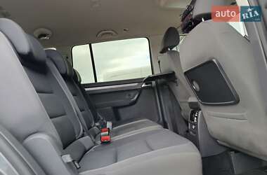 Мінівен Volkswagen Touran 2011 в 