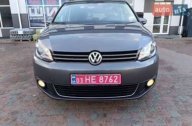 Мінівен Volkswagen Touran 2011 в 