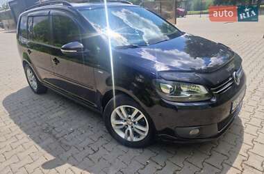 Мінівен Volkswagen Touran 2013 в Чернівцях