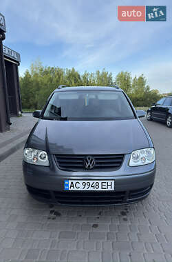 Мінівен Volkswagen Touran 2006 в Ратному