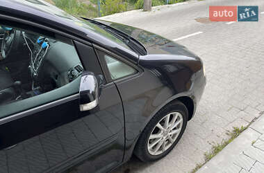 Мінівен Volkswagen Touran 2003 в 