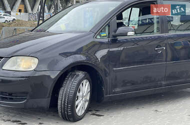 Мінівен Volkswagen Touran 2003 в 
