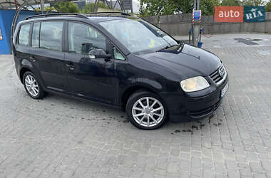 Мінівен Volkswagen Touran 2003 в 