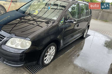 Мінівен Volkswagen Touran 2003 в 