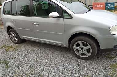 Мінівен Volkswagen Touran 2004 в 
