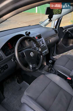 Минивэн Volkswagen Touran 2006 в 