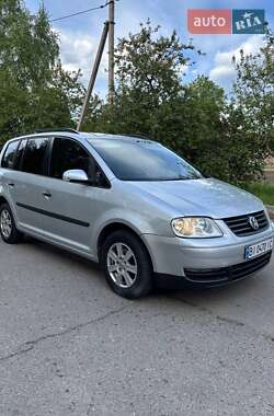 Минивэн Volkswagen Touran 2003 в 