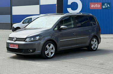 Мінівен Volkswagen Touran 2012 в Рівному
