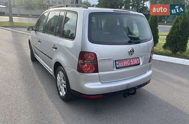 Мінівен Volkswagen Touran 2008 в 