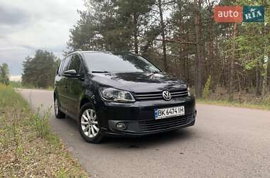 Мінівен Volkswagen Touran 2011 в Рівному