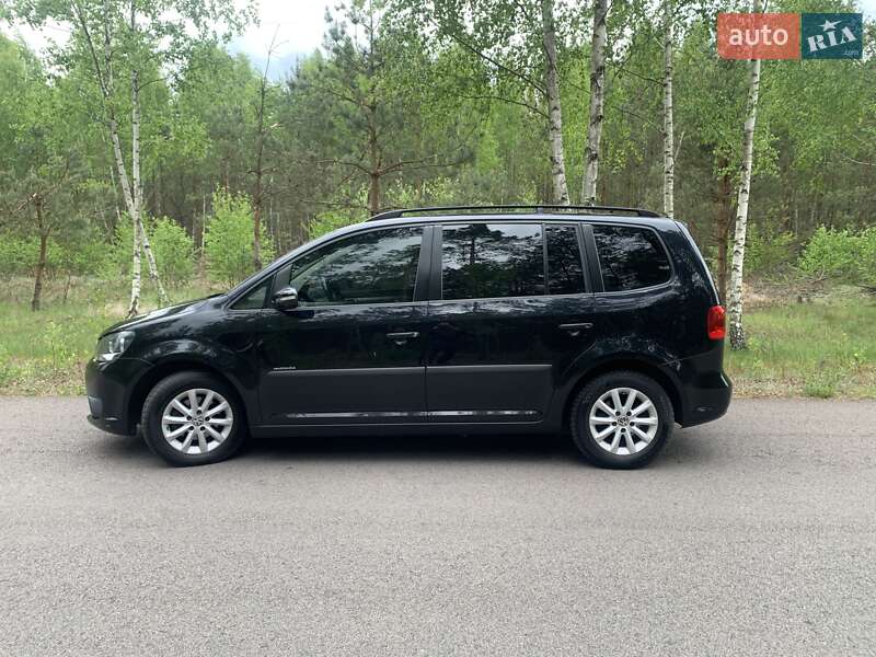 Мінівен Volkswagen Touran 2011 в Зарічному