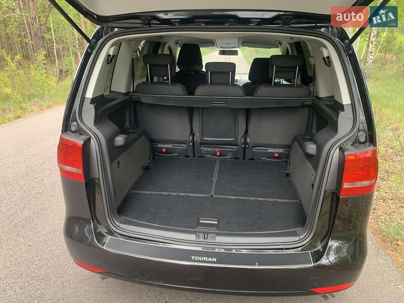 Мінівен Volkswagen Touran 2011 в Зарічному