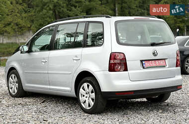 Минивэн Volkswagen Touran 2008 в 