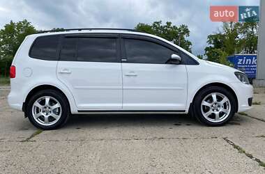 Минивэн Volkswagen Touran 2010 в 