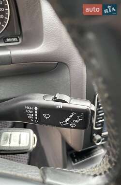 Минивэн Volkswagen Touran 2010 в 
