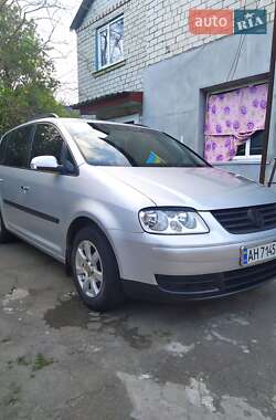 Минивэн Volkswagen Touran 2003 в Тальном