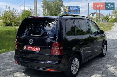 Мінівен Volkswagen Touran 2009 в 