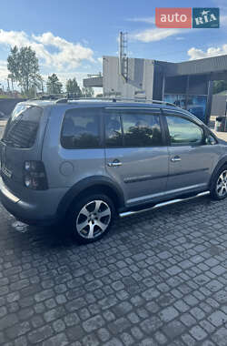 Минивэн Volkswagen Touran 2008 в Львове