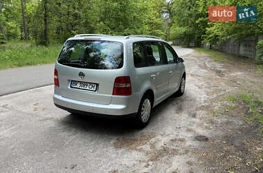 Минивэн Volkswagen Touran 2005 в 