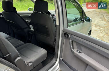 Минивэн Volkswagen Touran 2005 в 