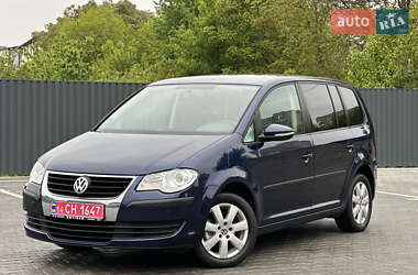 Минивэн Volkswagen Touran 2009 в 