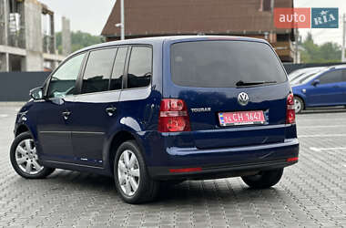 Минивэн Volkswagen Touran 2009 в 